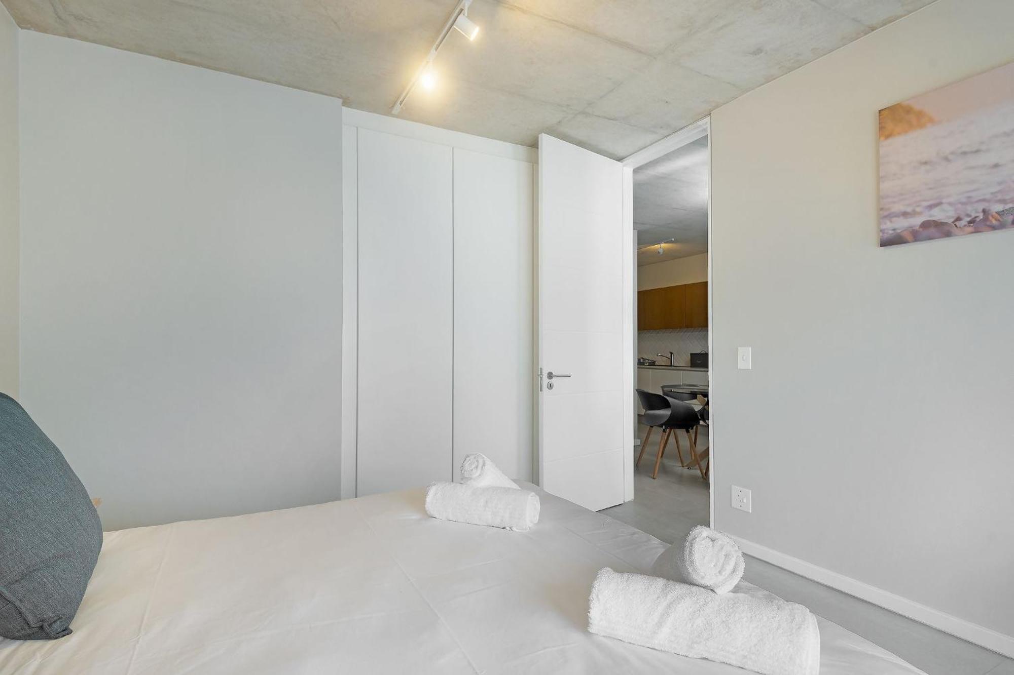 105 On Koi By Hostagents *