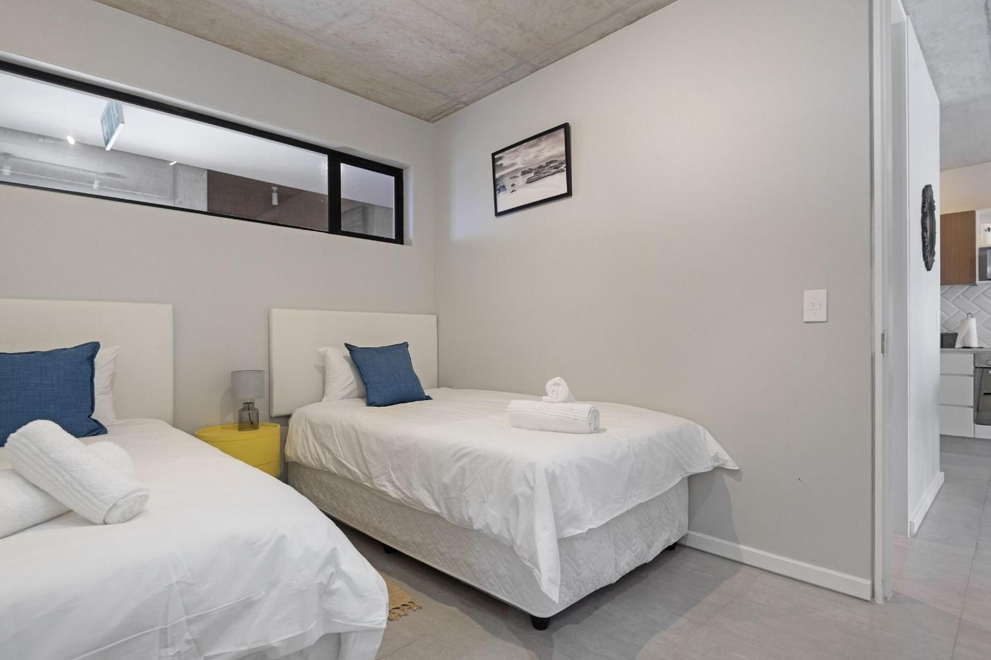 Apartment 105 On Koi By Hostagents *