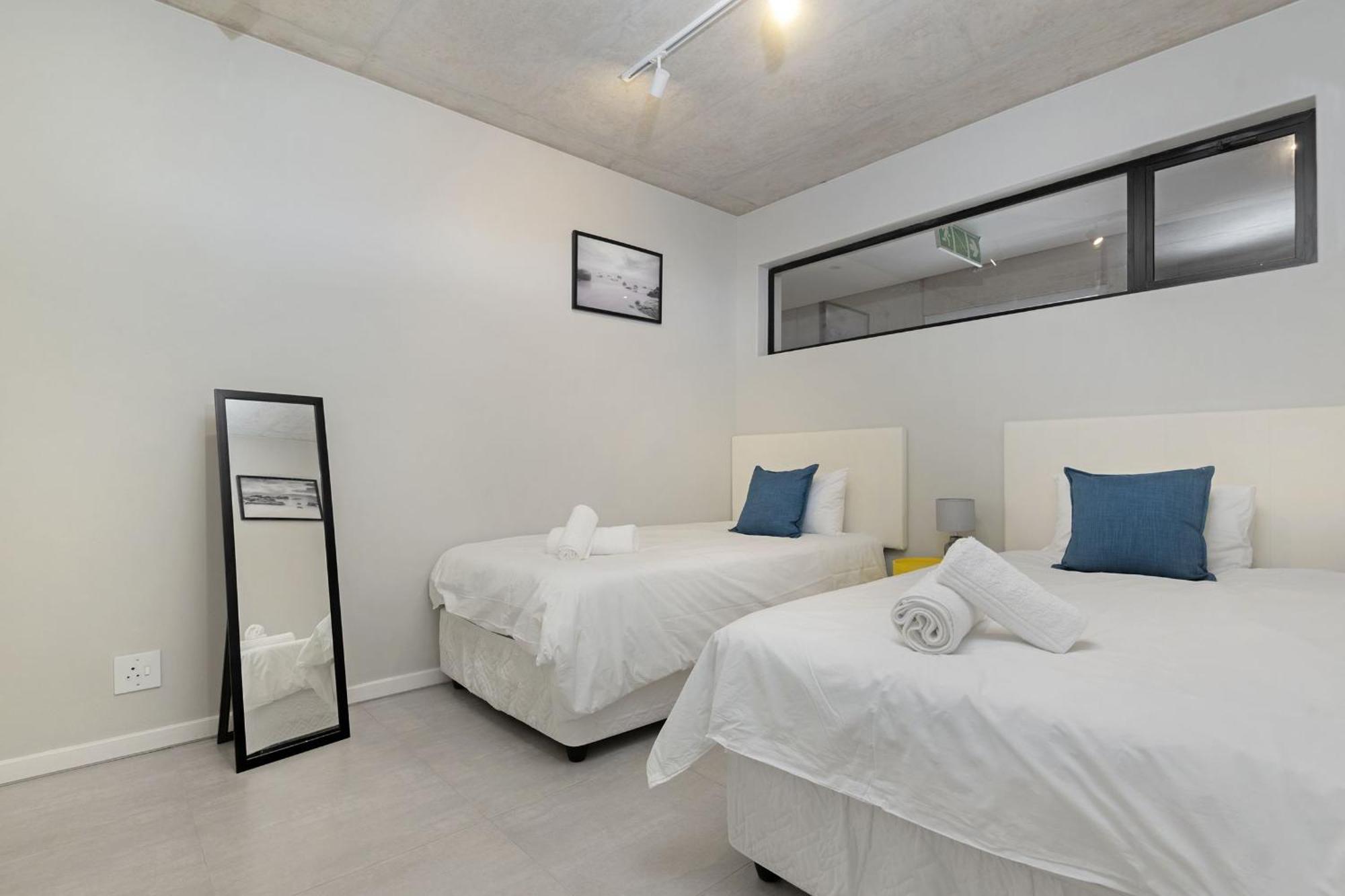 105 On Koi By Hostagents